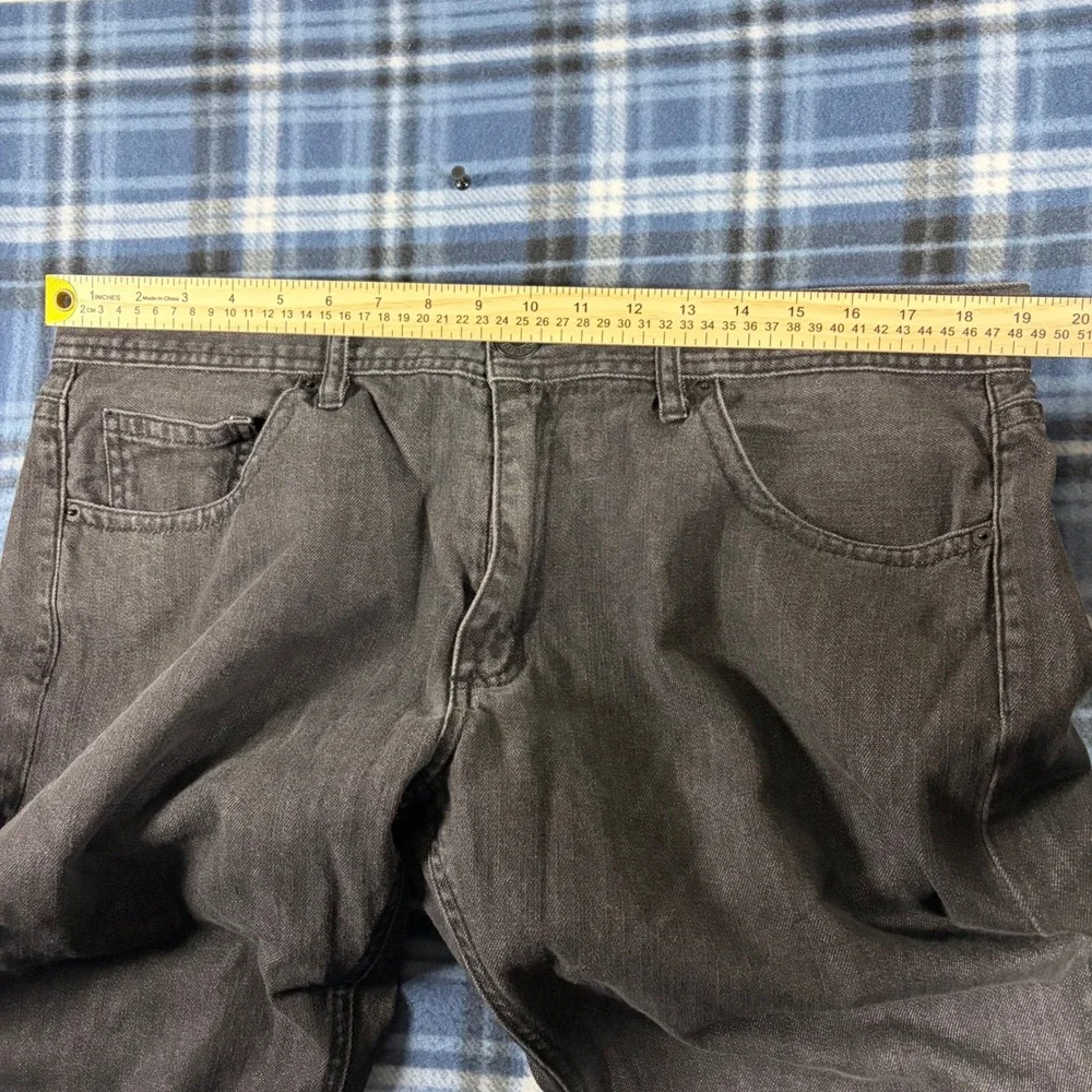 Guess Rowland Fit Relaxed Straight Jeans Mens 38x30 Faded Black 100% Cotton